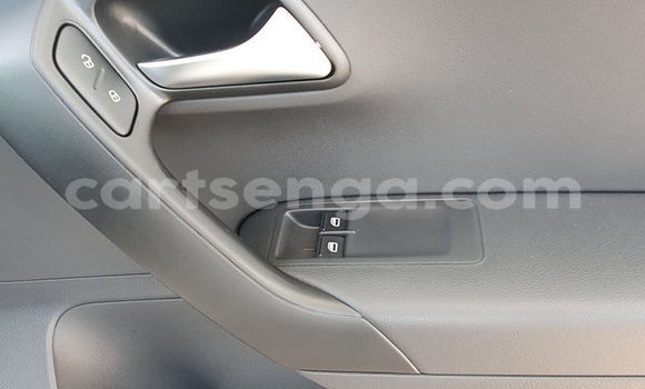 Nunua Mpya Volkswagen Polo Silver Gari ndani ya Ezulwini nchini Hhohho Nunua Mpya Volkswagen Polo Silver Gari ndani ya Ezulwini nchini Hhohho