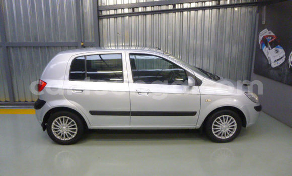 Nunua Ilio tumika Hyundai Getz Silver Gari ndani ya Ezulwini nchini Hhohho Nunua Ilio tumika Hyundai Getz Silver Gari ndani ya Ezulwini nchini Hhohho