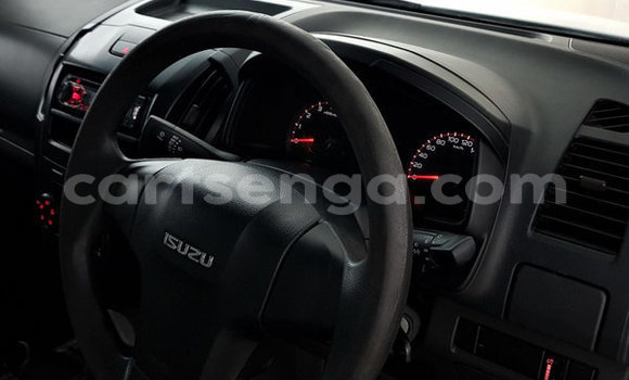 Acheter Occasion Voiture Isuzu KB Blanc à Bulembu, Hhohho Acheter Occasion Voiture Isuzu KB Blanc à Bulembu, Hhohho