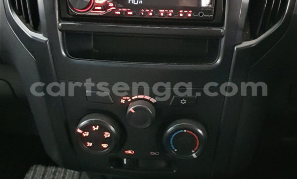 Acheter Occasion Voiture Isuzu KB Blanc à Bulembu, Hhohho Acheter Occasion Voiture Isuzu KB Blanc à Bulembu, Hhohho