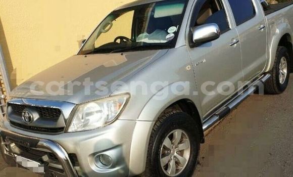 Nunua Ilio tumika Toyota Hilux Silver Gari ndani ya Ezulwini nchini Hhohho Nunua Ilio tumika Toyota Hilux Silver Gari ndani ya Ezulwini nchini Hhohho