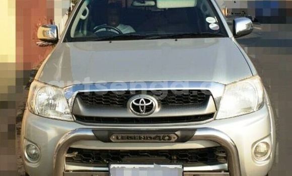 Nunua Ilio tumika Toyota Hilux Silver Gari ndani ya Ezulwini nchini Hhohho Nunua Ilio tumika Toyota Hilux Silver Gari ndani ya Ezulwini nchini Hhohho