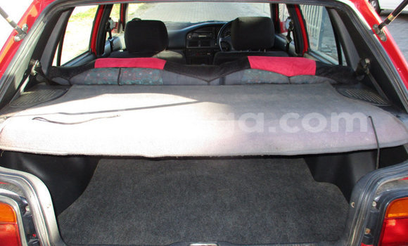 Nunua Ilio tumika Toyota Corolla Red Gari ndani ya Hlatikulu nchini Wilaya ya Shiselweni Nunua Ilio tumika Toyota Corolla Red Gari ndani ya Hlatikulu nchini Wilaya ya Shiselweni