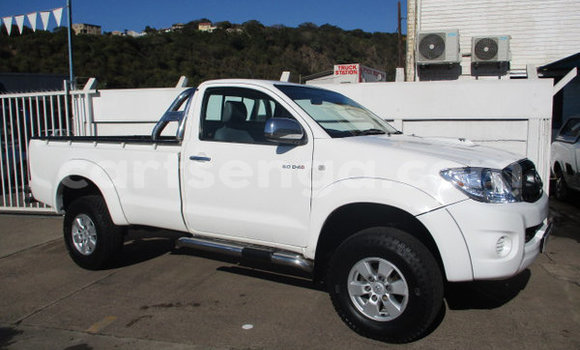 Nunua Ilio tumika Toyota Hilux White Gari ndani ya Big Bend nchini Wilaya ya Lubombo Nunua Ilio tumika Toyota Hilux White Gari ndani ya Big Bend nchini Wilaya ya Lubombo