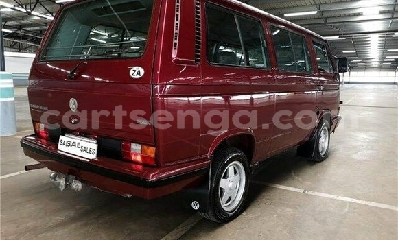 Acheter Occasion Voiture Volkswagen Caravelle Rouge à Bulembu, Hhohho Acheter Occasion Voiture Volkswagen Caravelle Rouge à Bulembu, Hhohho