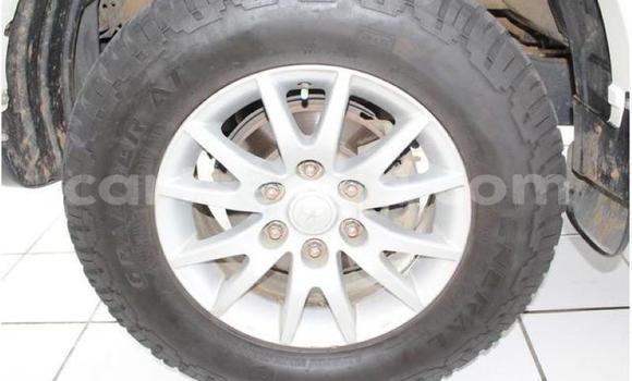 Acheter Occasion Voiture Mitsubishi Pajero Sport Blanc à Mbabane, Manzini Acheter Occasion Voiture Mitsubishi Pajero Sport Blanc à Mbabane, Manzini