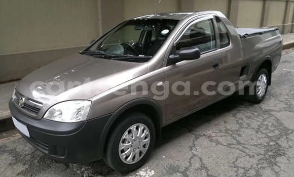 Acheter Occasion Voiture Chevrolet Corsa Autre à Hlatikulu, Shiselweni District Acheter Occasion Voiture Chevrolet Corsa Autre à Hlatikulu, Shiselweni District