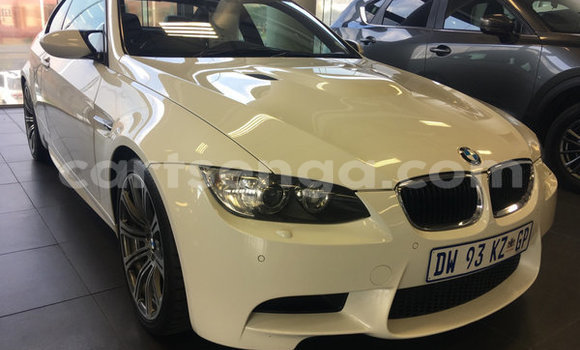 Acheter Occasion Voiture BMW M3 Blanc à Ezulwini, Hhohho Acheter Occasion Voiture BMW M3 Blanc à Ezulwini, Hhohho