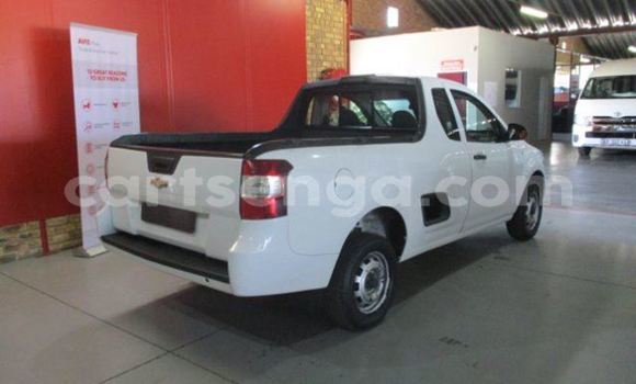 Acheter Occasion Voiture Chevrolet Corsa Blanc à Bulembu, Hhohho Acheter Occasion Voiture Chevrolet Corsa Blanc à Bulembu, Hhohho