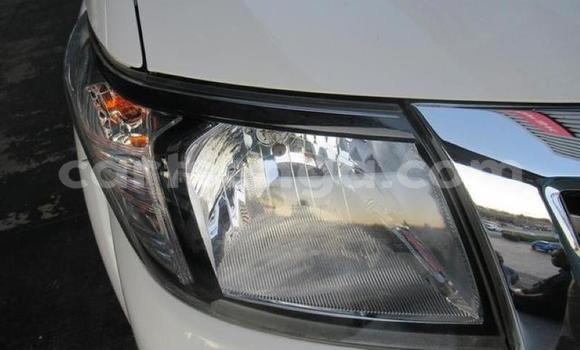 Nunua Ilio tumika Toyota Hilux White Gari ndani ya Manzini nchini Manzini Nunua Ilio tumika Toyota Hilux White Gari ndani ya Manzini nchini Manzini