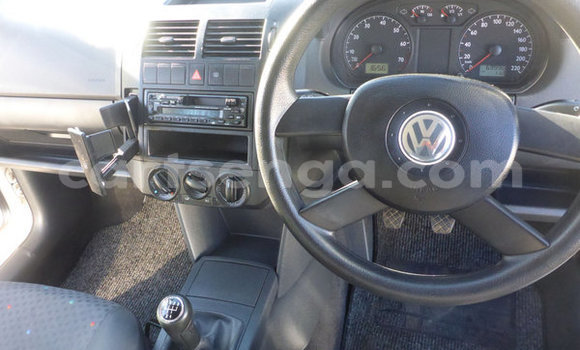 Acheter Occasion Voiture Volkswagen Polo Blanc à Bulembu, Hhohho Acheter Occasion Voiture Volkswagen Polo Blanc à Bulembu, Hhohho