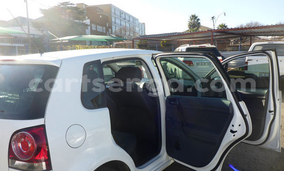 Acheter Occasion Voiture Volkswagen Polo Blanc à Bulembu, Hhohho Acheter Occasion Voiture Volkswagen Polo Blanc à Bulembu, Hhohho