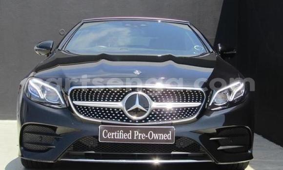 Acheter Occasion Voiture Mercedes‒Benz E–Class Noir à Mbabane, Manzini Acheter Occasion Voiture Mercedes‒Benz E–Class Noir à Mbabane, Manzini