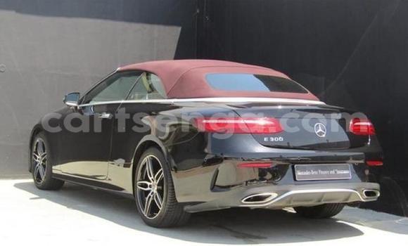 Acheter Occasion Voiture Mercedes‒Benz E–Class Noir à Mbabane, Manzini Acheter Occasion Voiture Mercedes‒Benz E–Class Noir à Mbabane, Manzini