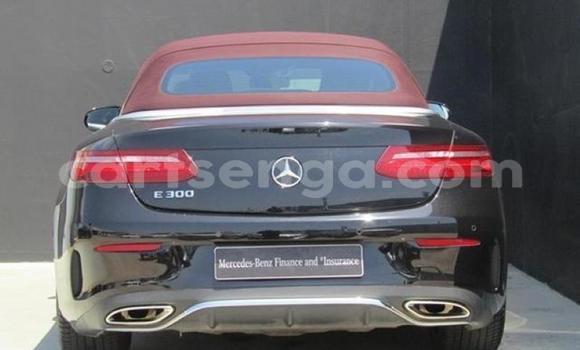 Acheter Occasion Voiture Mercedes‒Benz E–Class Noir à Mbabane, Manzini Acheter Occasion Voiture Mercedes‒Benz E–Class Noir à Mbabane, Manzini