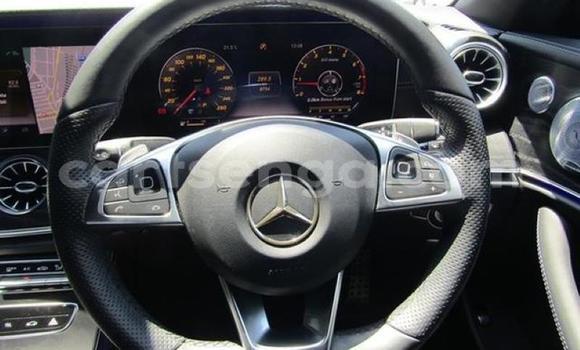 Acheter Occasion Voiture Mercedes‒Benz E–Class Noir à Mbabane, Manzini Acheter Occasion Voiture Mercedes‒Benz E–Class Noir à Mbabane, Manzini