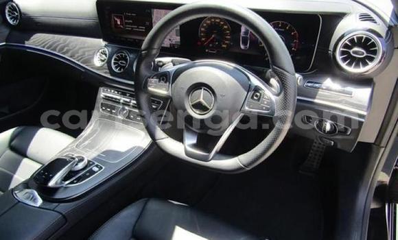 Acheter Occasion Voiture Mercedes‒Benz E–Class Noir à Mbabane, Manzini Acheter Occasion Voiture Mercedes‒Benz E–Class Noir à Mbabane, Manzini