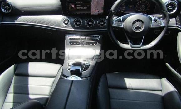 Acheter Occasion Voiture Mercedes‒Benz E–Class Noir à Mbabane, Manzini Acheter Occasion Voiture Mercedes‒Benz E–Class Noir à Mbabane, Manzini