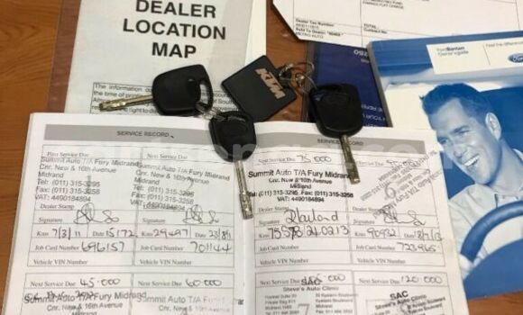 Nunua Ilio tumika Ford Bronco White Gari ndani ya Bulembu nchini Hhohho Nunua Ilio tumika Ford Bronco White Gari ndani ya Bulembu nchini Hhohho