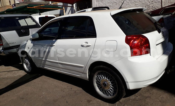 Nunua Ilio tumika Toyota Runx White Gari ndani ya Ezulwini nchini Hhohho Nunua Ilio tumika Toyota Runx White Gari ndani ya Ezulwini nchini Hhohho