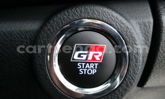 Buy Used Toyota Hilux Black Car in Hluti in Shiselweni District Buy Used Toyota Hilux Black Car in Hluti in Shiselweni District