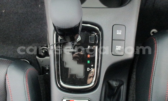 Buy Used Toyota Hilux Black Car in Hluti in Shiselweni District Buy Used Toyota Hilux Black Car in Hluti in Shiselweni District