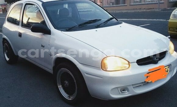 Nunua Ilio tumika Opel Corsa White Gari ndani ya Ezulwini nchini Hhohho Nunua Ilio tumika Opel Corsa White Gari ndani ya Ezulwini nchini Hhohho