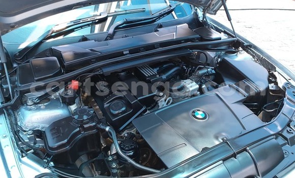 Nunua Ilio tumika BMW 3–Series Silver Gari ndani ya Bulembu nchini Hhohho Nunua Ilio tumika BMW 3–Series Silver Gari ndani ya Bulembu nchini Hhohho