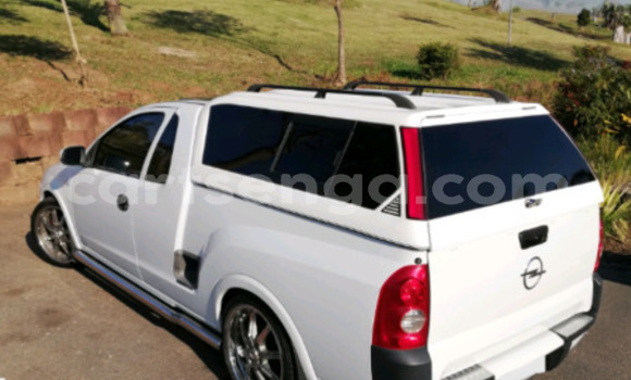 Nunua Ilio tumika Opel Corsa White Gari ndani ya Big Bend nchini Lubombo Nunua Ilio tumika Opel Corsa White Gari ndani ya Big Bend nchini Lubombo