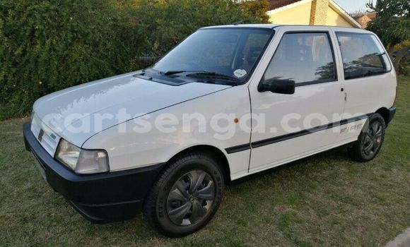 Buy Used Fiat Uno White Car in Ezulwini in Hhohho