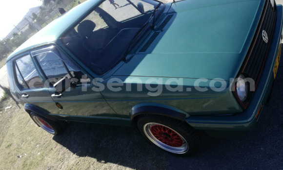 Nunua Ilio tumika Volkswagen Golf Green Gari ndani ya Bulembu nchini Hhohho Nunua Ilio tumika Volkswagen Golf Green Gari ndani ya Bulembu nchini Hhohho