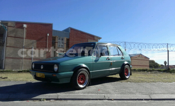 Nunua Ilio tumika Volkswagen Golf Green Gari ndani ya Bulembu nchini Hhohho Nunua Ilio tumika Volkswagen Golf Green Gari ndani ya Bulembu nchini Hhohho