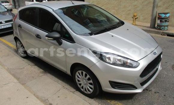 Acheter Occasion Voiture Ford Fiesta Gris à Bulembu, Hhohho Acheter Occasion Voiture Ford Fiesta Gris à Bulembu, Hhohho