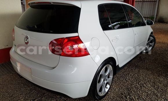 Buy Used Volkswagen Golf GTI White Car in Ezulwini in Hhohho Buy Used Volkswagen Golf GTI White Car in Ezulwini in Hhohho