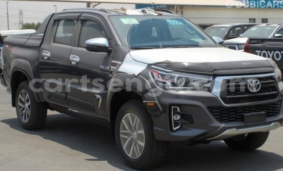 Nunua Imported Toyota Hilux Other Gari ndani ya Import - Dubai nchini Hhohho Nunua Imported Toyota Hilux Other Gari ndani ya Import - Dubai nchini Hhohho