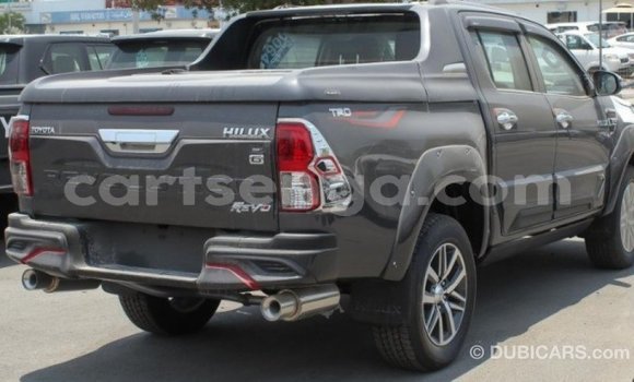 Nunua Imported Toyota Hilux Other Gari ndani ya Import - Dubai nchini Hhohho Nunua Imported Toyota Hilux Other Gari ndani ya Import - Dubai nchini Hhohho