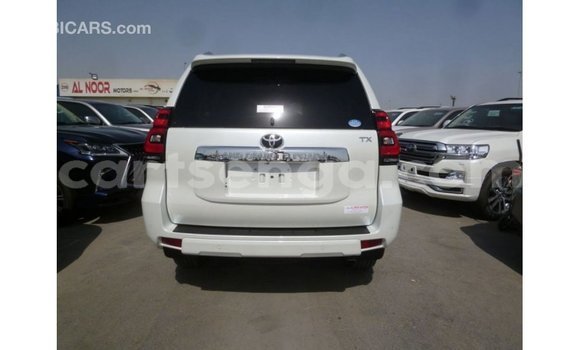 Buy Import Toyota Prado White Car in Import - Dubai in Hhohho Buy Import Toyota Prado White Car in Import - Dubai in Hhohho