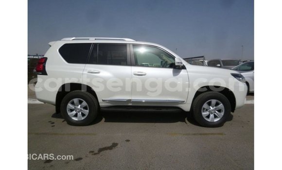 Buy Import Toyota Prado White Car in Import - Dubai in Hhohho Buy Import Toyota Prado White Car in Import - Dubai in Hhohho