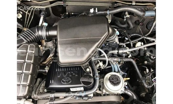 Acheter Import Voiture Toyota Prado Noir à Import - Dubai, Hhohho Acheter Import Voiture Toyota Prado Noir à Import - Dubai, Hhohho