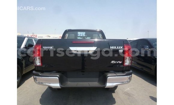 Acheter Import Voiture Toyota Hilux Noir à Import - Dubai, Hhohho Acheter Import Voiture Toyota Hilux Noir à Import - Dubai, Hhohho