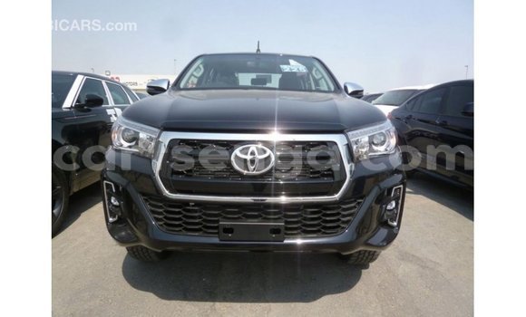 Acheter Import Voiture Toyota Hilux Noir à Import - Dubai, Hhohho Acheter Import Voiture Toyota Hilux Noir à Import - Dubai, Hhohho