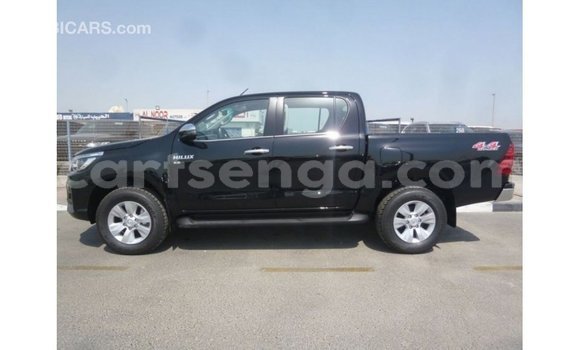 Acheter Import Voiture Toyota Hilux Noir à Import - Dubai, Hhohho Acheter Import Voiture Toyota Hilux Noir à Import - Dubai, Hhohho
