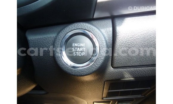 Acheter Import Voiture Toyota Hilux Noir à Import - Dubai, Hhohho Acheter Import Voiture Toyota Hilux Noir à Import - Dubai, Hhohho