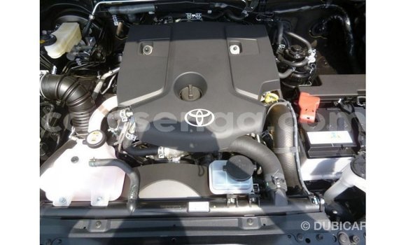 Acheter Import Voiture Toyota Hilux Noir à Import - Dubai, Hhohho Acheter Import Voiture Toyota Hilux Noir à Import - Dubai, Hhohho