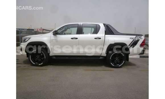 Acheter Import Voiture Toyota Hilux Blanc à Import - Dubai, Hhohho Acheter Import Voiture Toyota Hilux Blanc à Import - Dubai, Hhohho