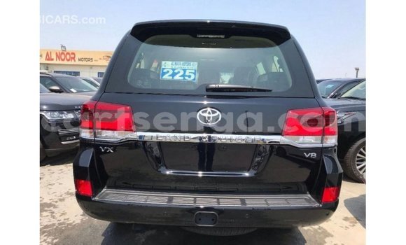 Acheter Import Voiture Toyota Land Cruiser Noir à Import - Dubai, Hhohho Acheter Import Voiture Toyota Land Cruiser Noir à Import - Dubai, Hhohho