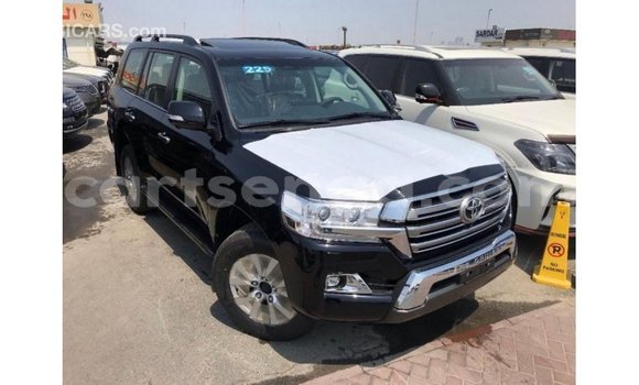 Acheter Import Voiture Toyota Land Cruiser Noir à Import - Dubai, Hhohho Acheter Import Voiture Toyota Land Cruiser Noir à Import - Dubai, Hhohho