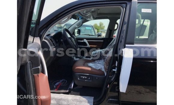 Acheter Import Voiture Toyota Land Cruiser Noir à Import - Dubai, Hhohho Acheter Import Voiture Toyota Land Cruiser Noir à Import - Dubai, Hhohho