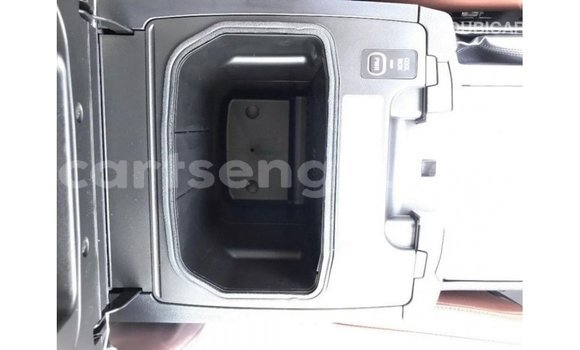 Acheter Import Voiture Toyota Land Cruiser Noir à Import - Dubai, Hhohho Acheter Import Voiture Toyota Land Cruiser Noir à Import - Dubai, Hhohho