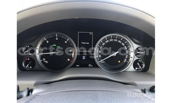 Acheter Import Voiture Toyota Land Cruiser Noir à Import - Dubai, Hhohho Acheter Import Voiture Toyota Land Cruiser Noir à Import - Dubai, Hhohho